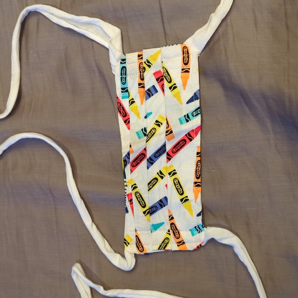 Reversible Crayon Pattern Mask